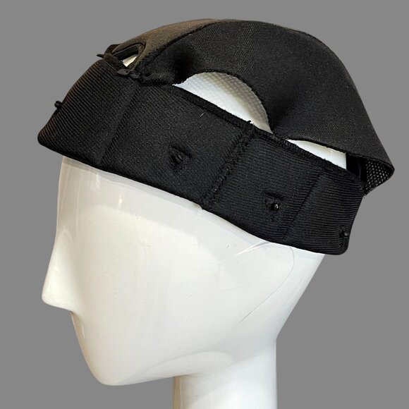 One K Defender Riding Helmet Liner Size Small - New - Picture 1 of 3